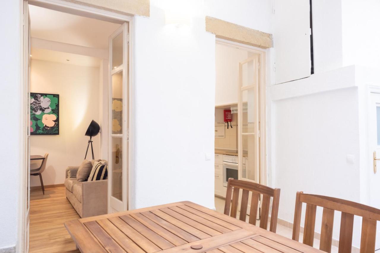 Central Apartment With Terrace By Lovelystay Lisboa Eksteriør billede