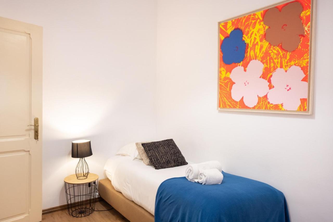 Central Apartment With Terrace By Lovelystay Lisboa Eksteriør billede