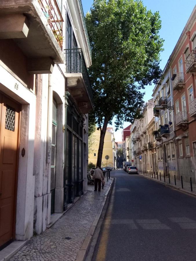 Central Apartment With Terrace By Lovelystay Lisboa Eksteriør billede